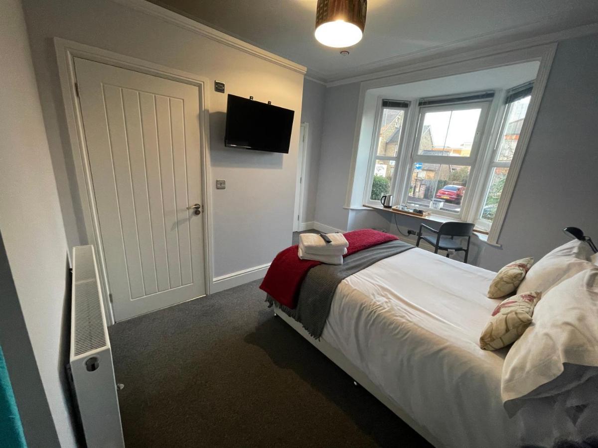 Arlan House, Central Basingstoke Hotel ภายนอก รูปภาพ