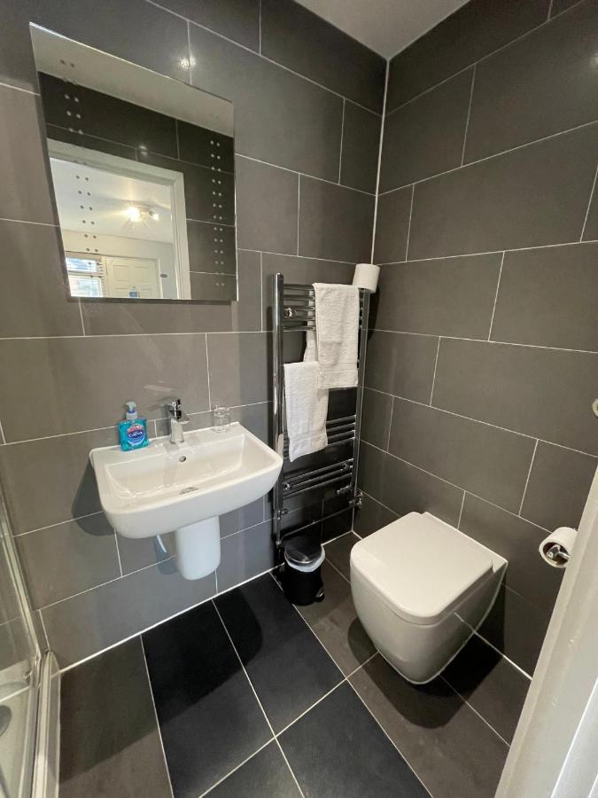 Arlan House, Central Basingstoke Hotel ภายนอก รูปภาพ