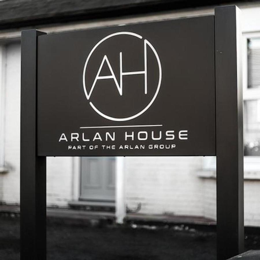 Arlan House, Central Basingstoke Hotel ภายนอก รูปภาพ